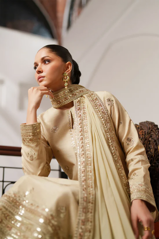 Beige Essence